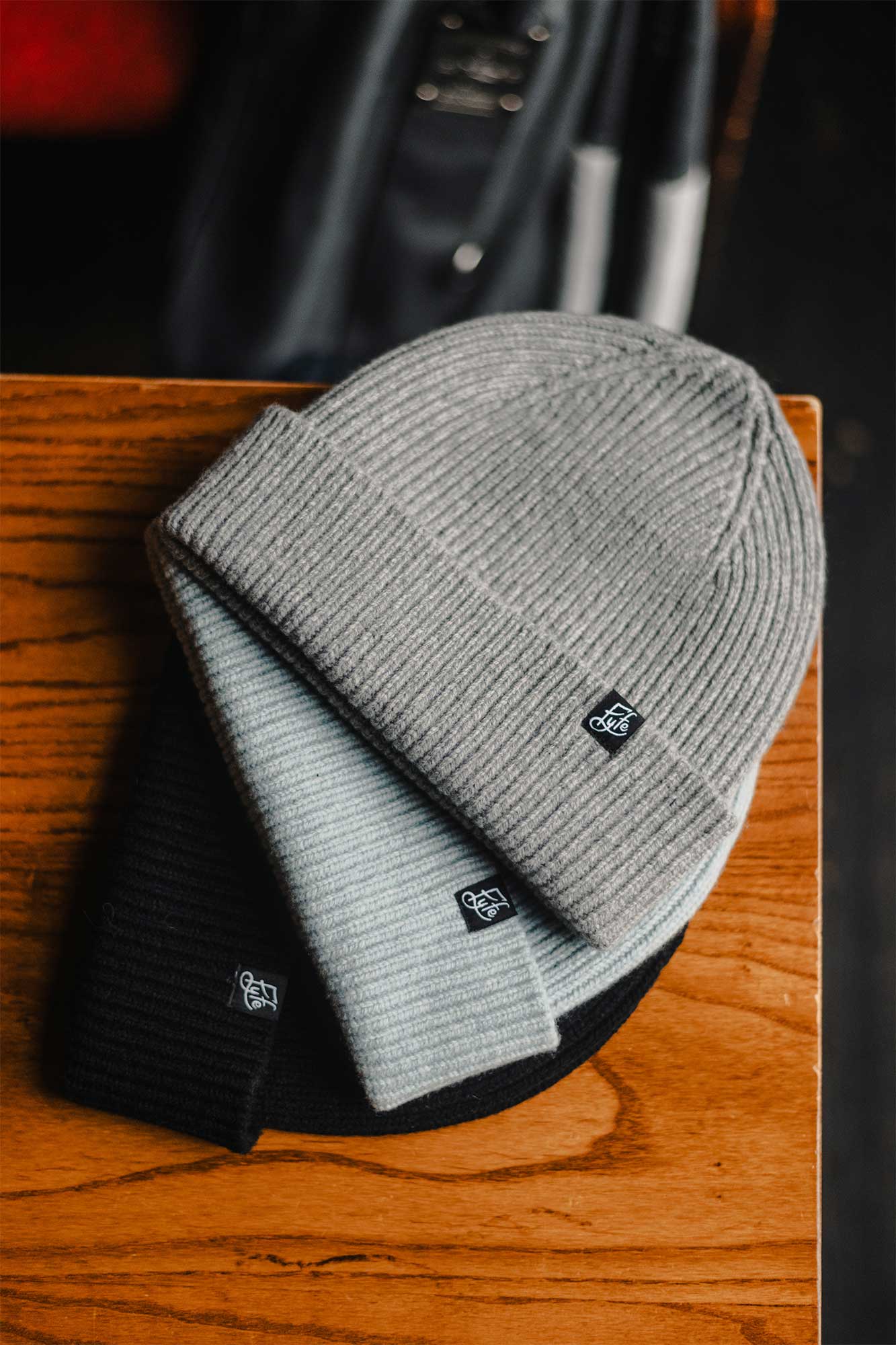 Links Merino Beanie - Grey Flannel